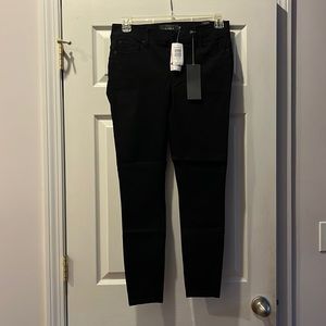 Black bombshell skinny jeans
